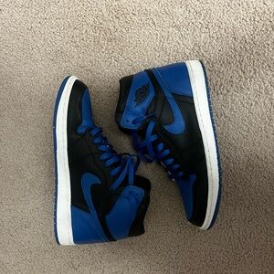Nike Men's Black and Blue Athletic Shoes retro Jordan 1 royal